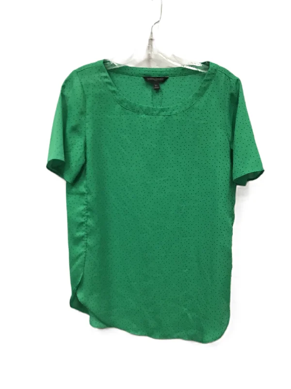 women's T-shirts for layeringGreen Top Short Sleeve By Banana Republic, Size: Xs