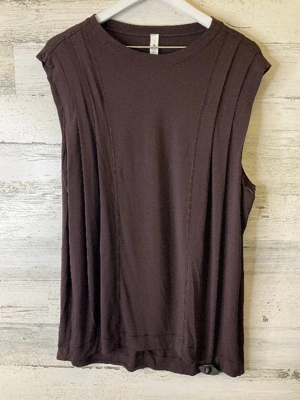 women's T-shirts for music festivalsBrown Top Short Sleeve Lululemon, Size M