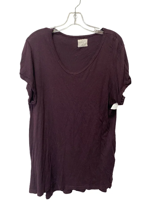 casual women's T-shirtsPurple Top Short Sleeve Basic T.la, Size Xl