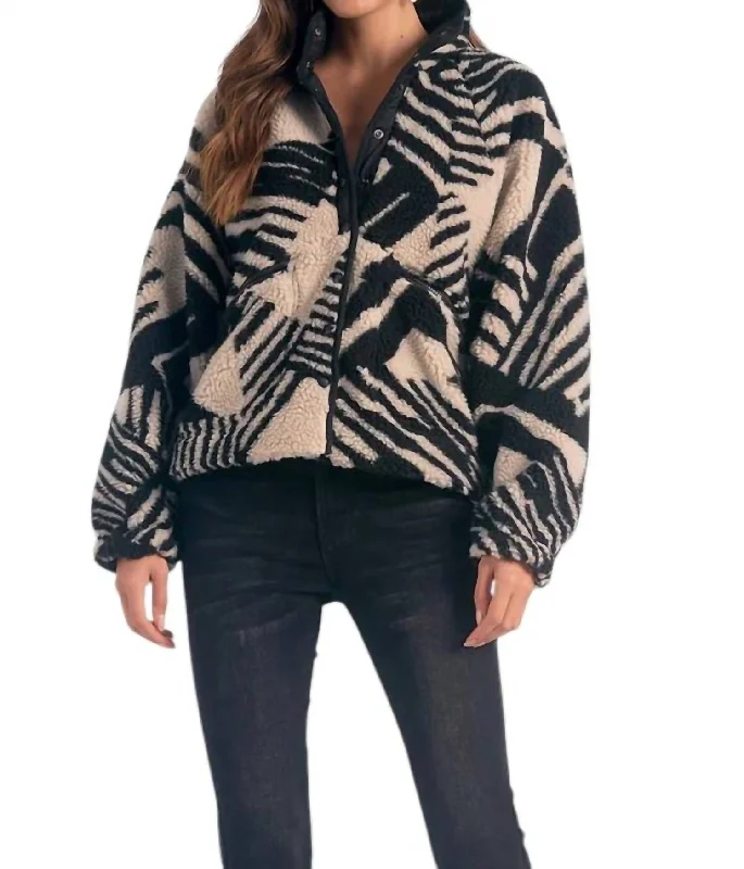 luxury women's coatsEmber Sherpa Coat In Black/beige