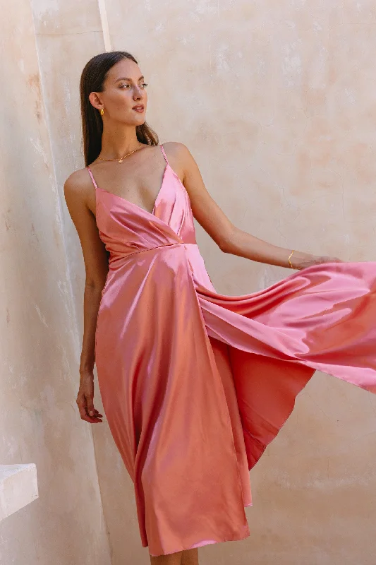 women's body-skimming dressesEleanor Rose Pink Satin Midi Dress