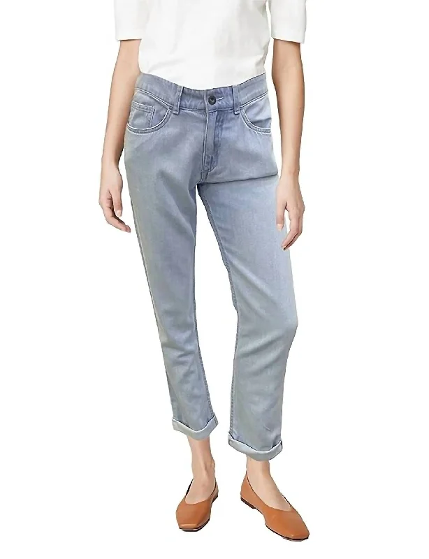 women's high-slung pantsBrooklyn Classic Jean In Vista Wash